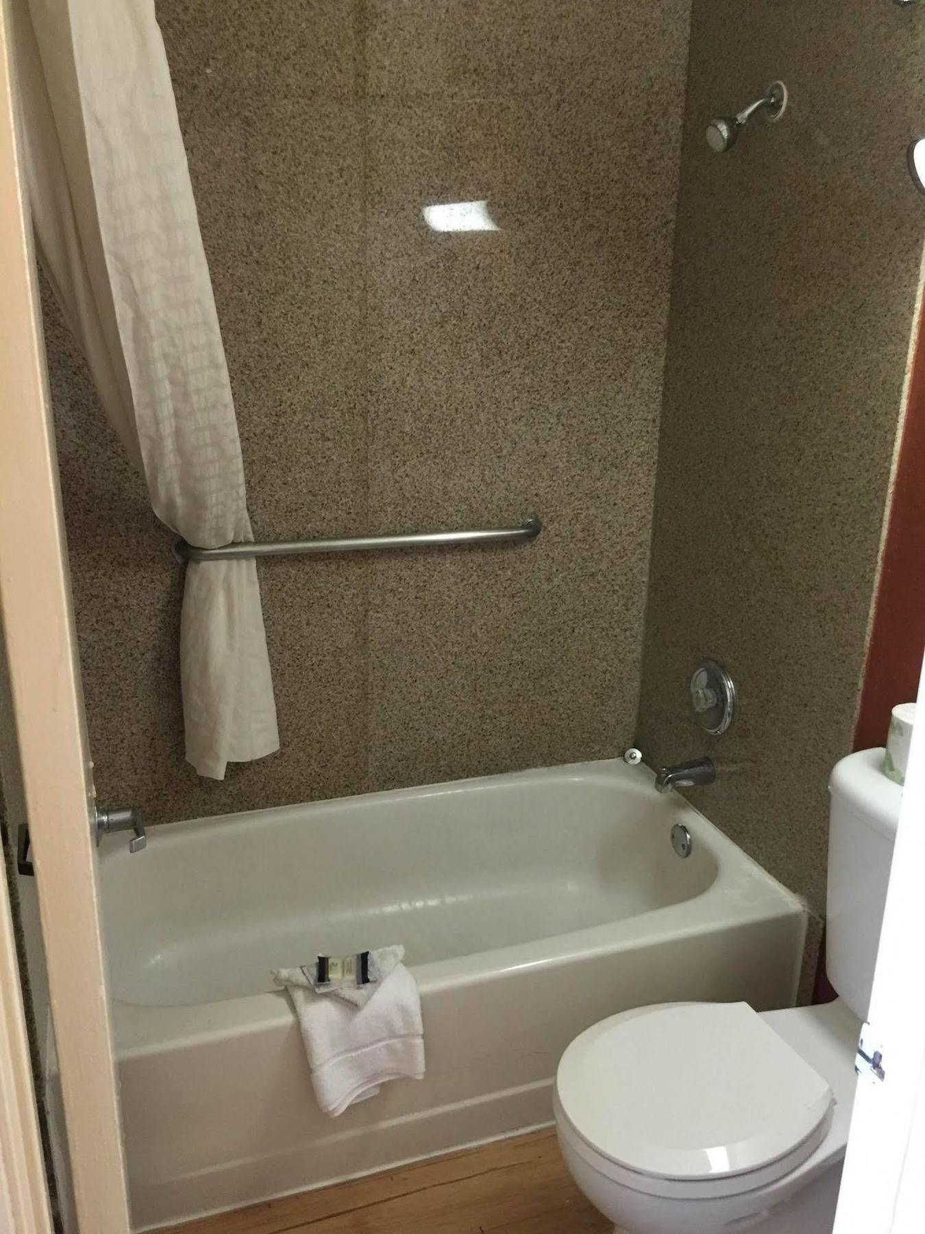 Q Lodging Extended Stay San Antonio Exterior photo