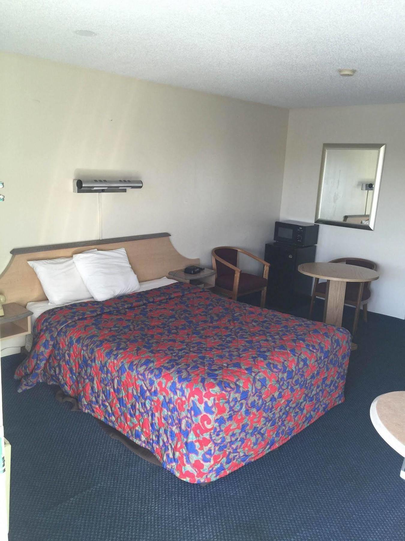 Q Lodging Extended Stay San Antonio Exterior photo